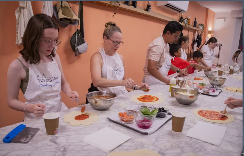 Florence Cooking Class Making Pizza and Gelato - Image 2